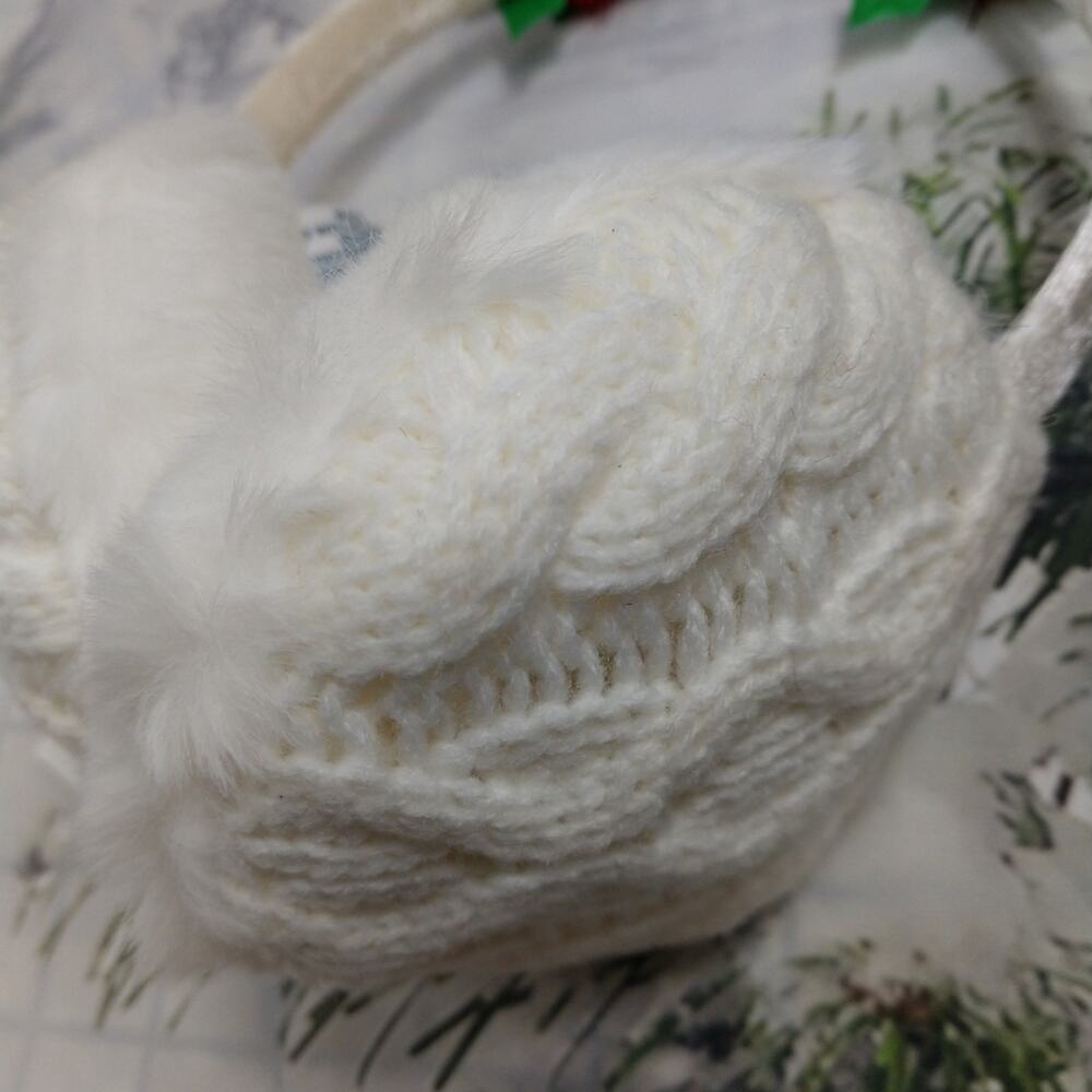 NWT Charter Club Holiday Lane Ivory Reindeer Plaid Antler Earmuffs - Picture 10 of 10